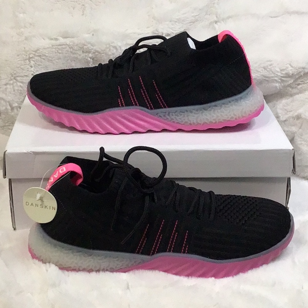 Danskin Women’s Postive Lace Up Sneakers Black/Pink Size 8.5